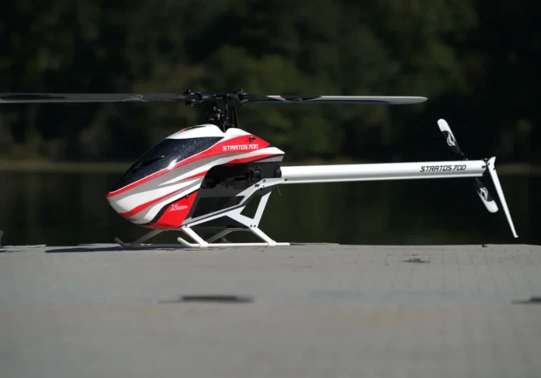 Pre-Orden XLPower Stratos 700 Helicopter Kit - incluye Azure Power 700 Pro Main & 105 Pro Tail Blades